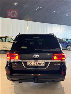 تويوتا لاندكروزر